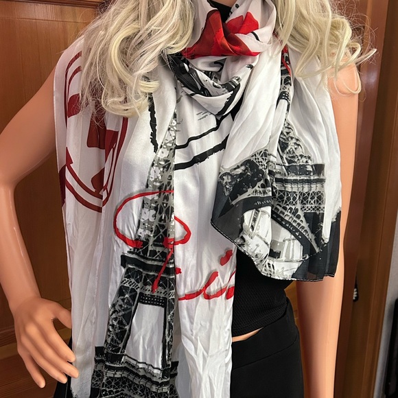 HERMES Vintage Parisian Silk Scarf - Picture 11 of 12